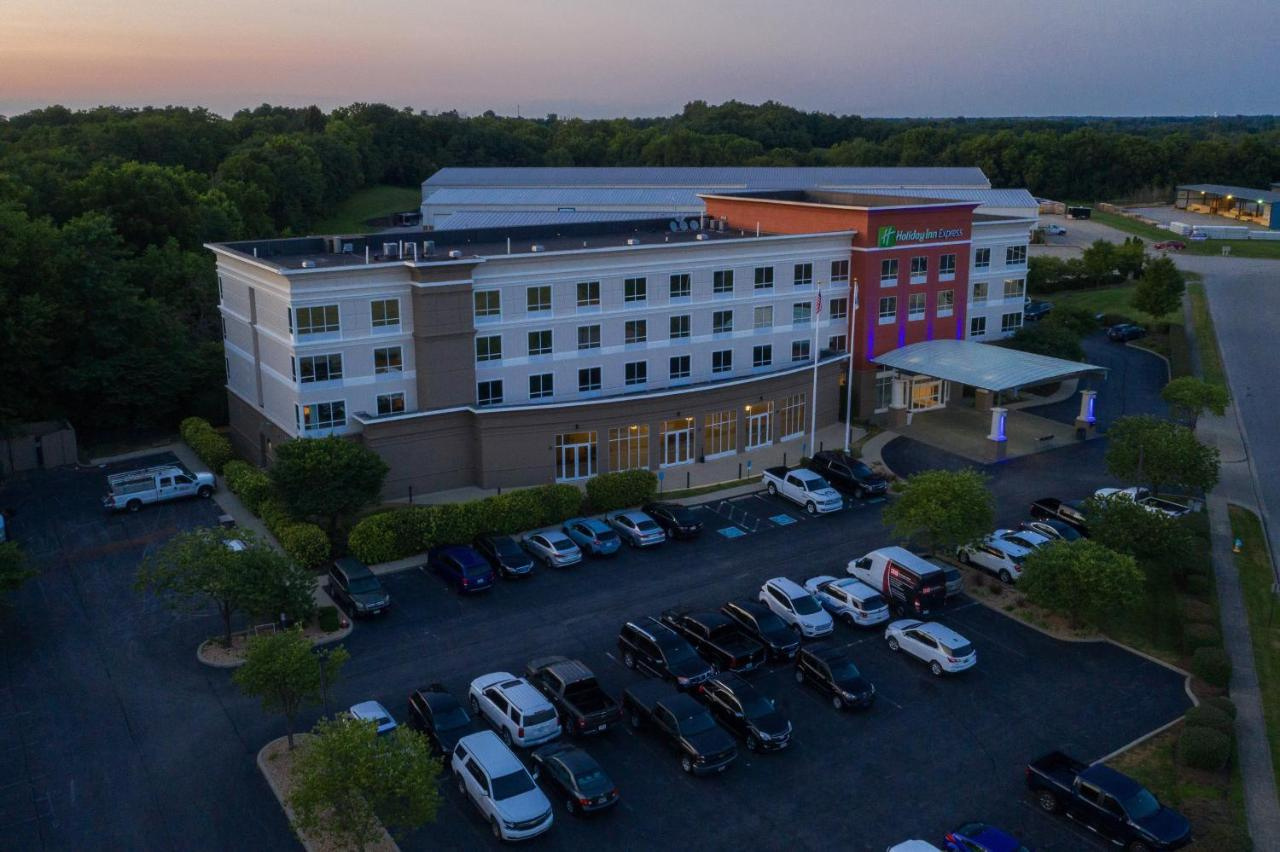 Preparing for the Future: Rain Maker Hospitality’s Leap to HIA’s Cloud-based Solution